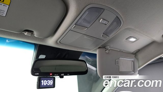 Kia Stonic Diesel 1.6 Prestige 2018 — фото 19