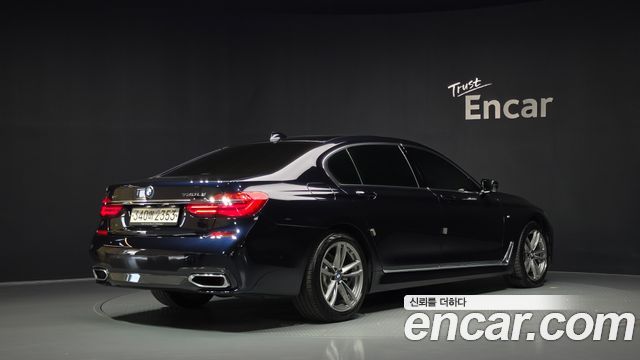 BMW 7 Series (G11) 730Ld xDrive M Sport 2017 — фото 2