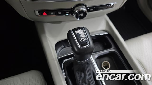 Volvo V60 Cross Country (II) T5 Pro AWD 2020 — фото 9