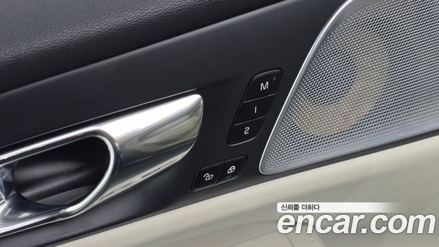 Volvo V60 Cross Country (II) T5 Pro AWD 2020 — фото 37