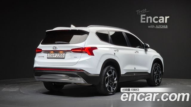 Hyundai Santa Fe Diesel 2.2 4WD Prestige 2023 — фото 2