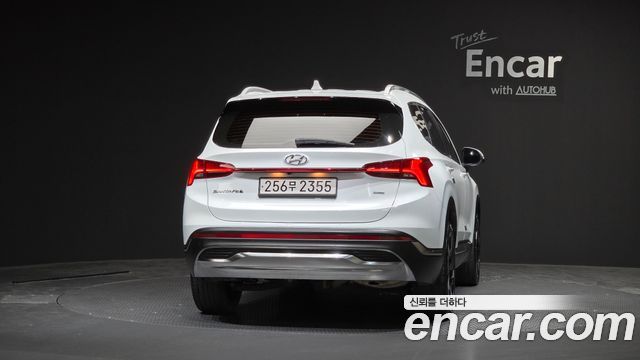 Hyundai Santa Fe Diesel 2.2 4WD Prestige 2023 — фото 4