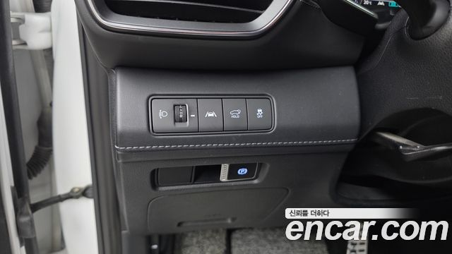 Hyundai Santa Fe Diesel 2.2 4WD Prestige 2023 — фото 32