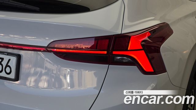 Hyundai Santa Fe Diesel 2.2 2WD Prestige 2021 — фото 23