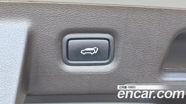 Hyundai Santa Fe Diesel 2.2 2WD Prestige 2021 — фото 31