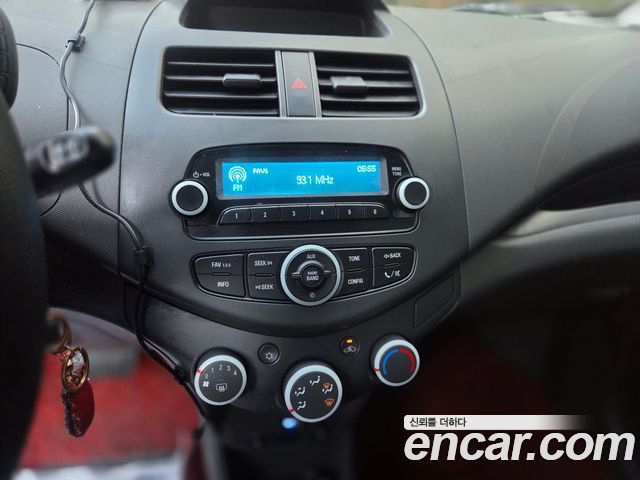 Chevrolet Spark L 2014 — фото 17