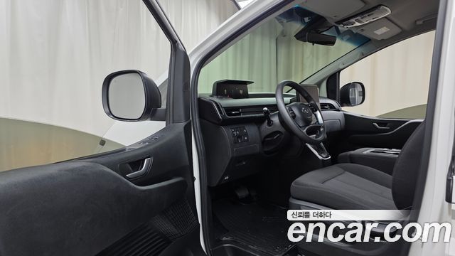 Hyundai Staria Tourer 11-Seater Smart 2023 — фото 10