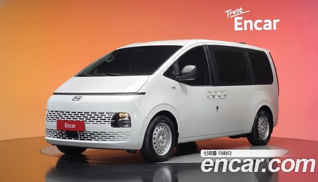 Hyundai Staria Tourer 11-Seater Smart 2023 — фото 1