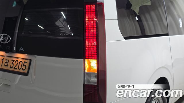 Hyundai Staria Tourer 11-Seater Smart 2023 — фото 23