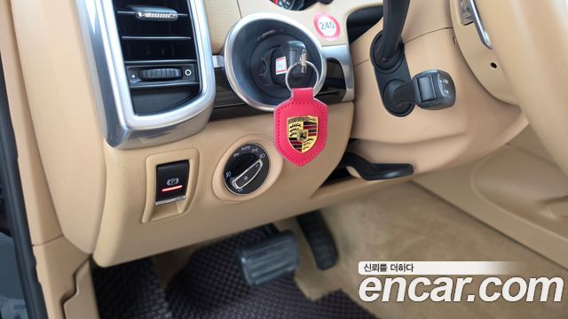 Porsche Cayenne 3.0 Diesel Platium Edition 958 2017 — фото 24