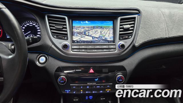Hyundai Tucson Diesel 2.0 2WD Modern 2016 — фото 14