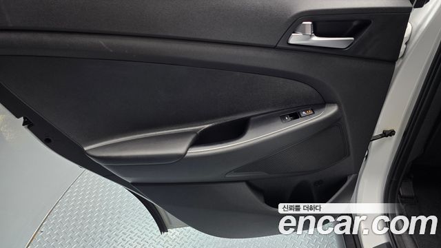 Hyundai Tucson Diesel 2.0 2WD Modern 2016 — фото 25