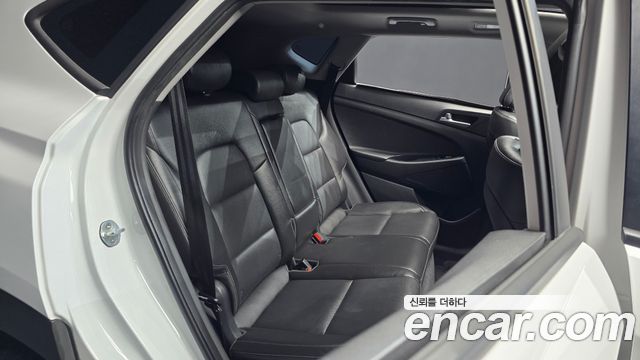 Hyundai Tucson Diesel 2.0 2WD Modern 2016 — фото 26