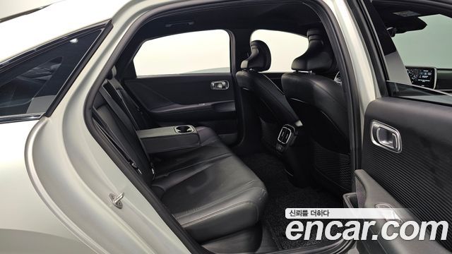 Hyundai Ioniq 6 Long Range AWD Exclusive + 2023 — фото 12