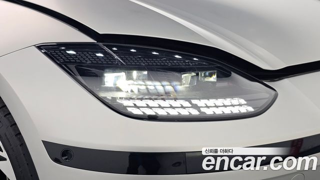 Hyundai Ioniq 6 Long Range AWD Exclusive + 2023 — фото 22