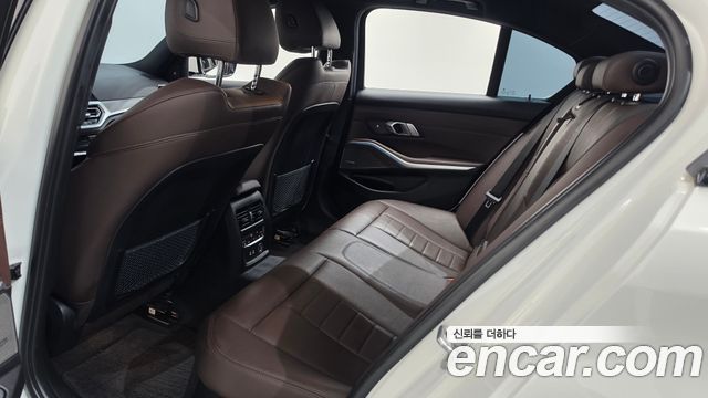 BMW 3 Series (G20) 330e M Sport 2020 — фото 24