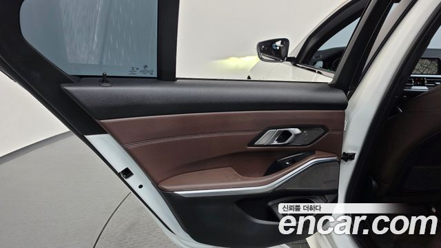 BMW 3 Series (G20) 330e M Sport 2020 — фото 31