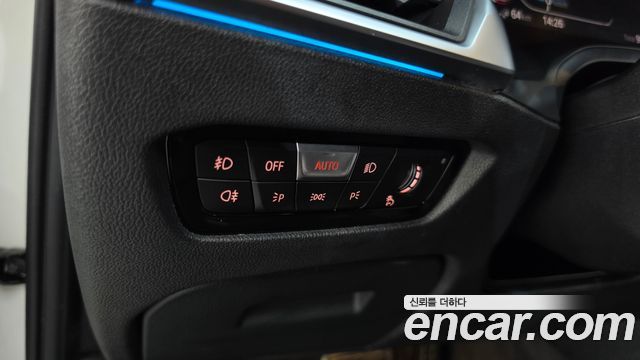 BMW 3 Series (G20) 330e M Sport 2020 — фото 34