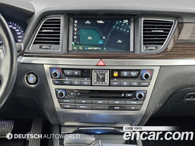 Genesis G80 3.3 GDI AWD Luxury 2018 — фото 18