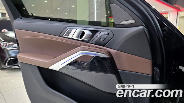 BMW X6 (G06) xDrive30d M Sport 2024 — фото 19