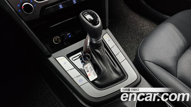 Hyundai Avante (AD) 1.6 GDI Value Plus 2017 — фото 9