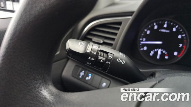 Hyundai Avante (AD) 1.6 GDI Value Plus 2017 — фото 19