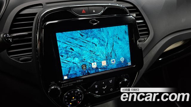 Renault Korea QM3 RE 2016 — фото 16