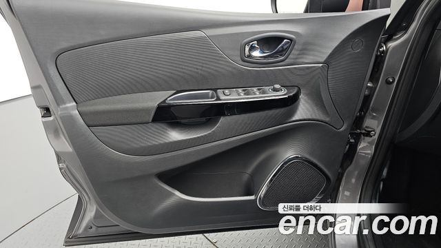 Renault Korea QM3 RE 2016 — фото 24