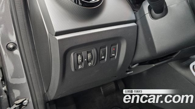 Renault Korea QM3 RE 2016 — фото 27