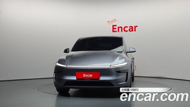 Tesla Model Y Long Range AWD 2025 — фото 3