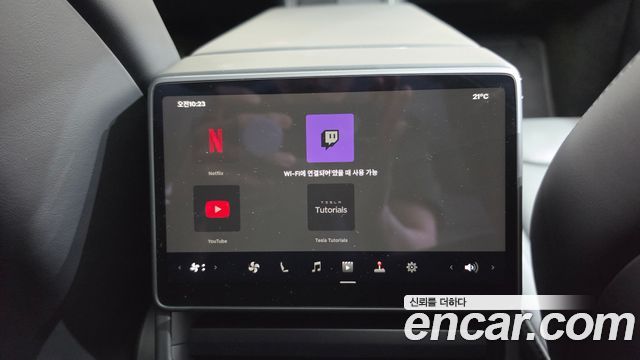 Tesla Model Y Long Range AWD 2025 — фото 36