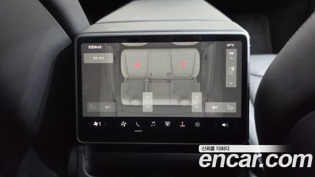 Tesla Model Y Long Range AWD 2025 — фото 37