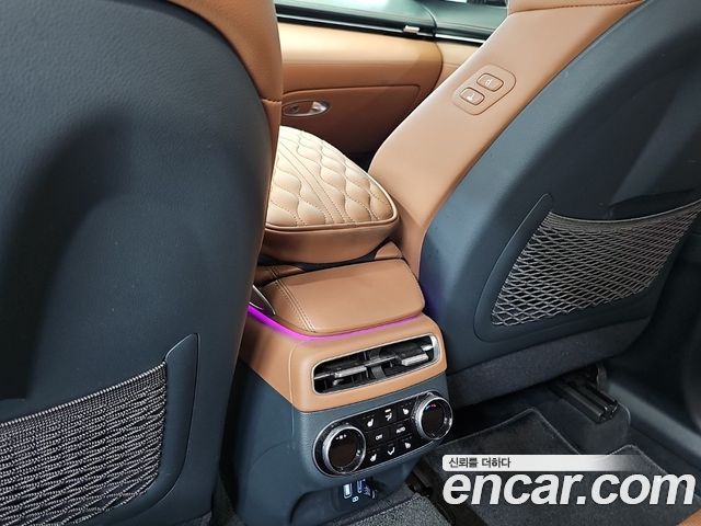 Genesis GV70 2.5T Gasoline 2WD 2023 — фото 17