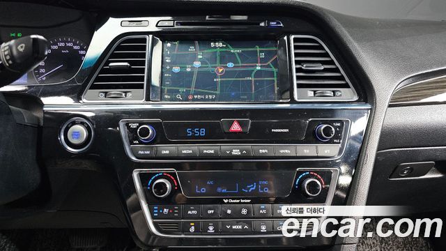 Hyundai Sonata (LF) LPI TAXI Premium 2017 — фото 14