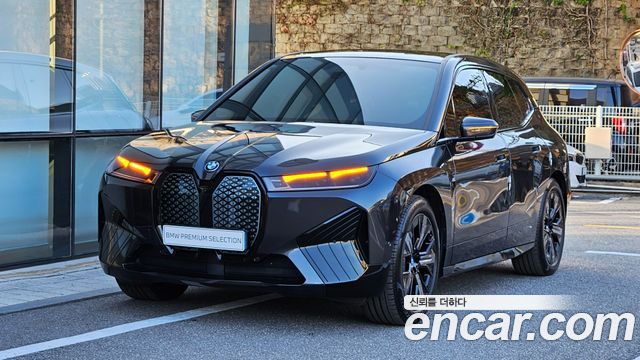 BMW iX xDrive50 Sports Plus