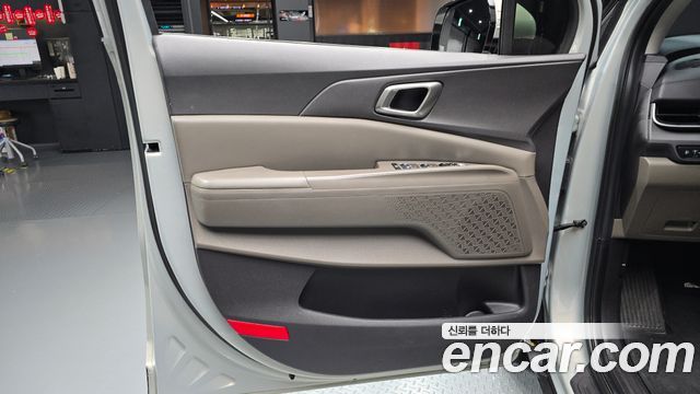 Kia Carnival (IV) Gasoline 9-Seater Prestige 2024 — фото 24