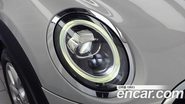 MINI Cooper 5Door HIGH 3rd 2021 — фото 22