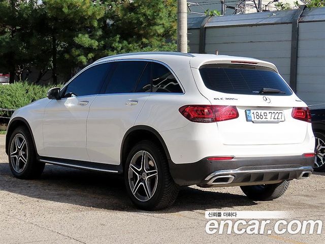 Mercedes-Benz GLC-Class (X253) GLC300e 4MATIC 2022 — фото 3