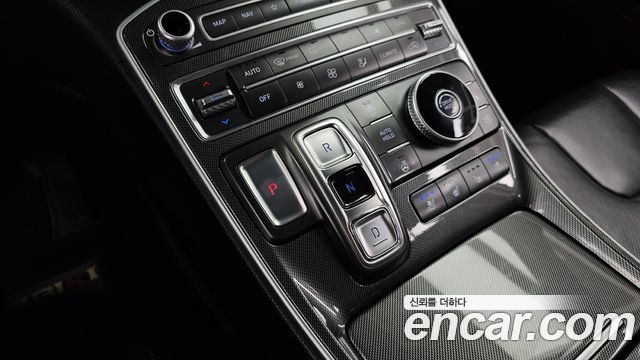 Hyundai Santa Fe Diesel 2.2 2WD Prestige 2021 — фото 9