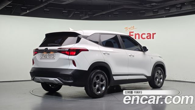 Kia Seltos Diesel 1.6 2WD Trendy 2022 — фото 2
