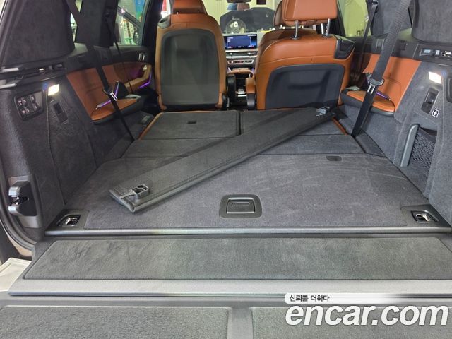 BMW X7 (G07) xDrive 40i Design Pure Excellence 6-Seater 2026 — фото 9