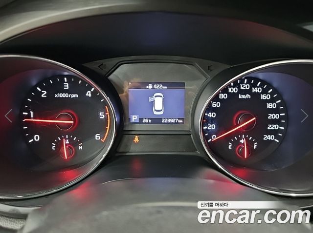 Kia Carnival 9-Seater Luxury 2019 — фото 6