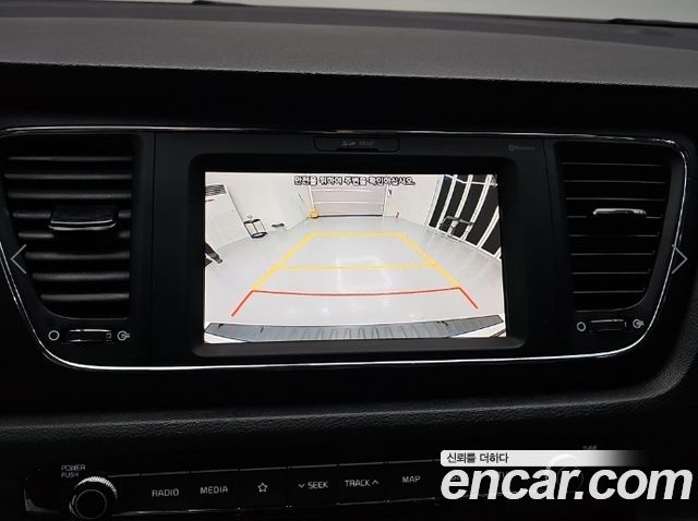 Kia Carnival 9-Seater Luxury 2019 — фото 20