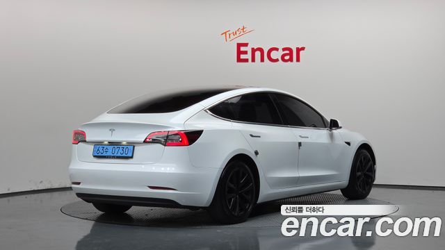 Tesla Model 3 Standard Range Plue RWD 2020 — фото 2