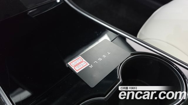 Tesla Model 3 Standard Range Plue RWD 2020 — фото 13