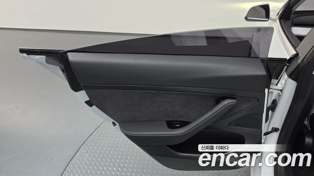 Tesla Model 3 Standard Range Plue RWD 2020 — фото 25