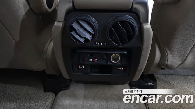 Land Rover Discovery 4 3.0 SDV6 HSE 2016 — фото 18