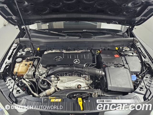 Mercedes-Benz GLB-Class (X247) GLB250 4MATIC 2021 — фото 6
