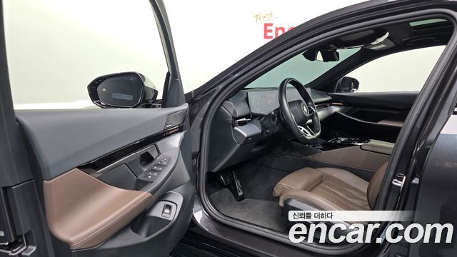 BMW 5 Series (G60) 520i M Sport 2024 — фото 10