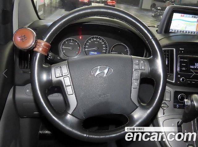 Hyundai Grand Starex Van 5-Seater Modern 2019 — фото 8